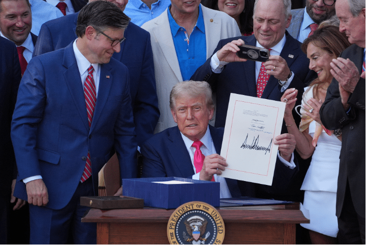 New US equity markets records, as Trump’s “big, beautiful bill” is passed Image
